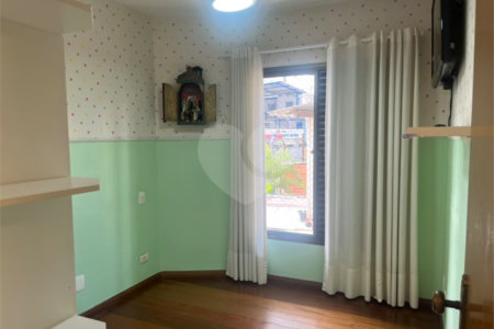Apartamento à venda com 3 quartos, sendo 1 suíte, em Vila Gumercindo, São Paulo, SP