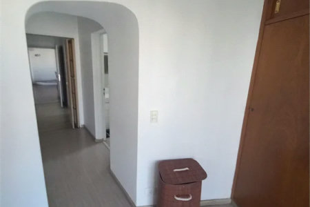 Apartamento à venda com 3 quartos, sendo 1 suíte,  em Vila Andrade, São Paulo, SP