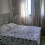 Apartamento à venda com 3 quartos, sendo 1 suíte,  em Jardim Ester Yolanda, São Paulo, SP