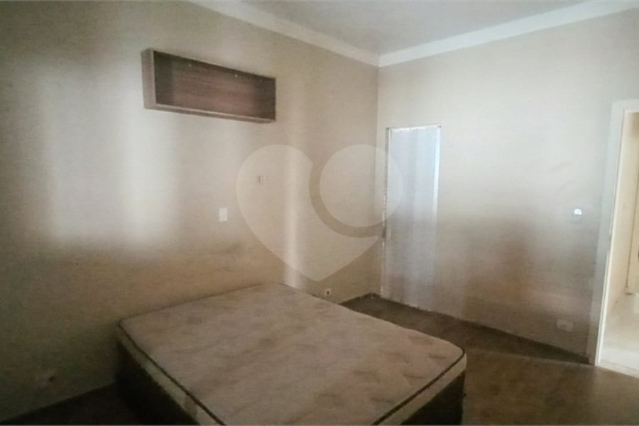 Casa Térrea à venda com 4 quartos, sendo 3 suítes, em Vila Galvão, Guarulhos, SP