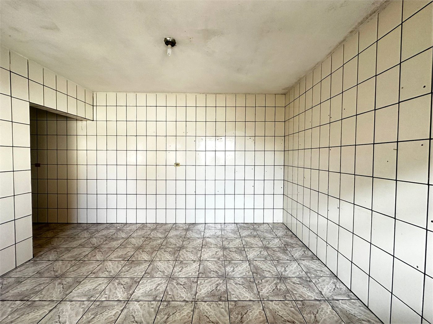 Casa à venda com 4 quartos em Jardim Casa Branca, Suzano, SP