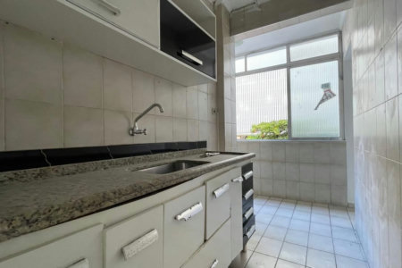 Apartamento com 2 dormitórios à venda, 73 m² por R$ 490.000,00 - Gonzaga - Santos/SP