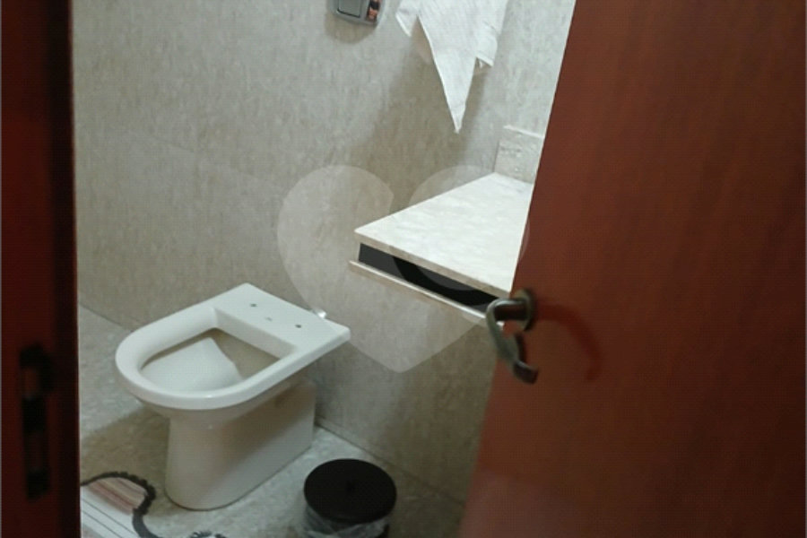 Casa à venda com 4 quartos, sendo 1 suíte, em Vila Romão, Salto, SP