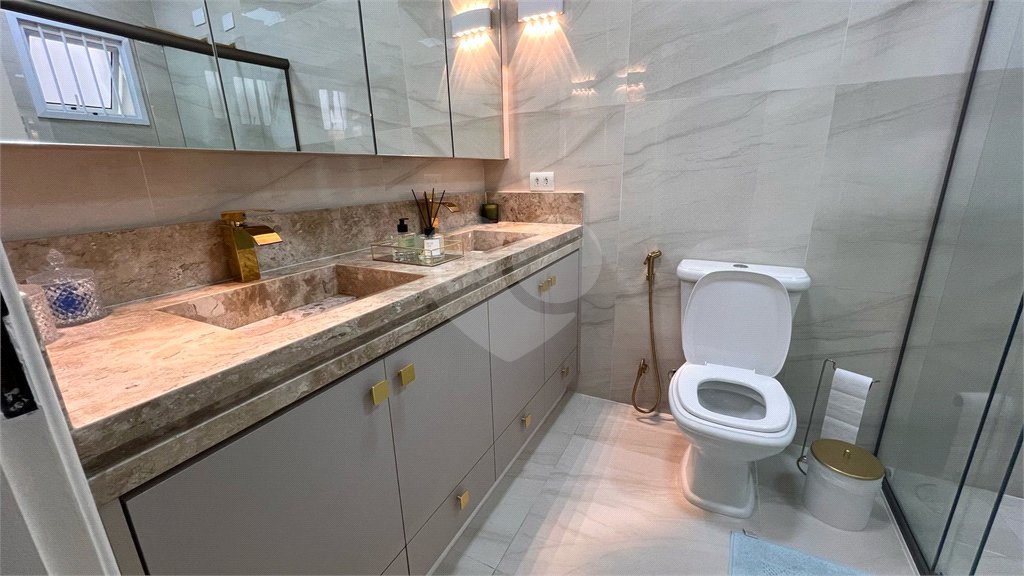Sobrado à venda com 3 quartos, sendo 1 suíte, em Tremembé, São Paulo, SP