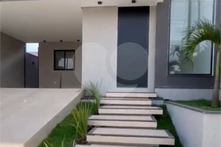 Casa à venda com 3 quartos, sendo 1 suíte, no condomínio Grand Park, Rio de Janeiro - RJ