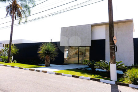 Casa à venda com 4 suítes no condomínio Fazenda Imperial, Sorocaba - SP