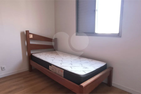 Apartamento à venda com 2 quartos em Jardim Ivana, São Paulo, SP
