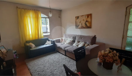 Sobrado à venda com 2 quartos em Tremembé, São Paulo, SP