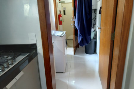 Apartamento à venda com 4 quartos, sendo 1 suíte,  em Brooklin Paulista, São Paulo, SP
