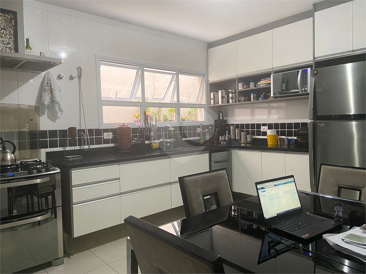 Sobrado à venda com 3 quartos, sendo 1 suíte, em Horto Florestal, São Paulo, SP