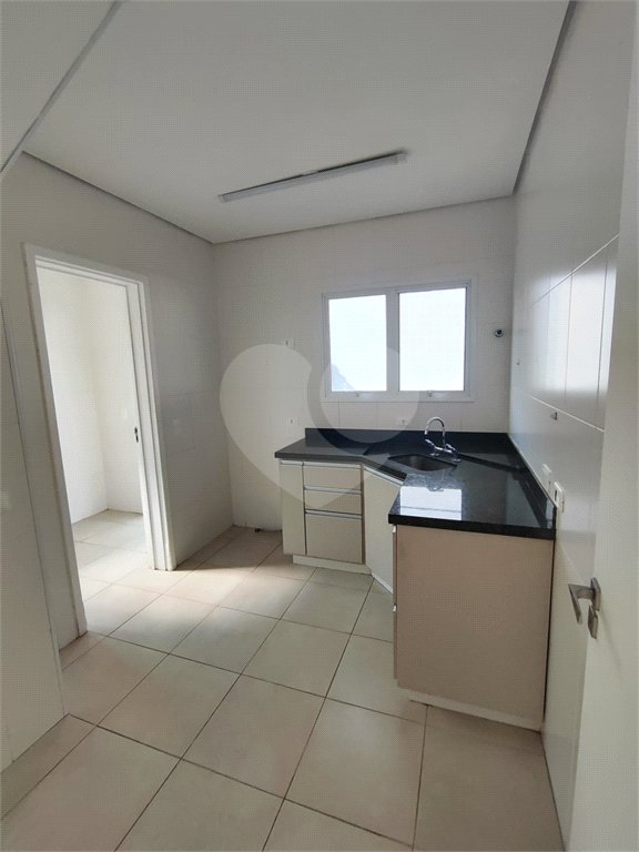 Casa de Vila à venda com 3 quartos, sendo 1 suíte, em Loteamento Jardim Morumbi, Atibaia, SP