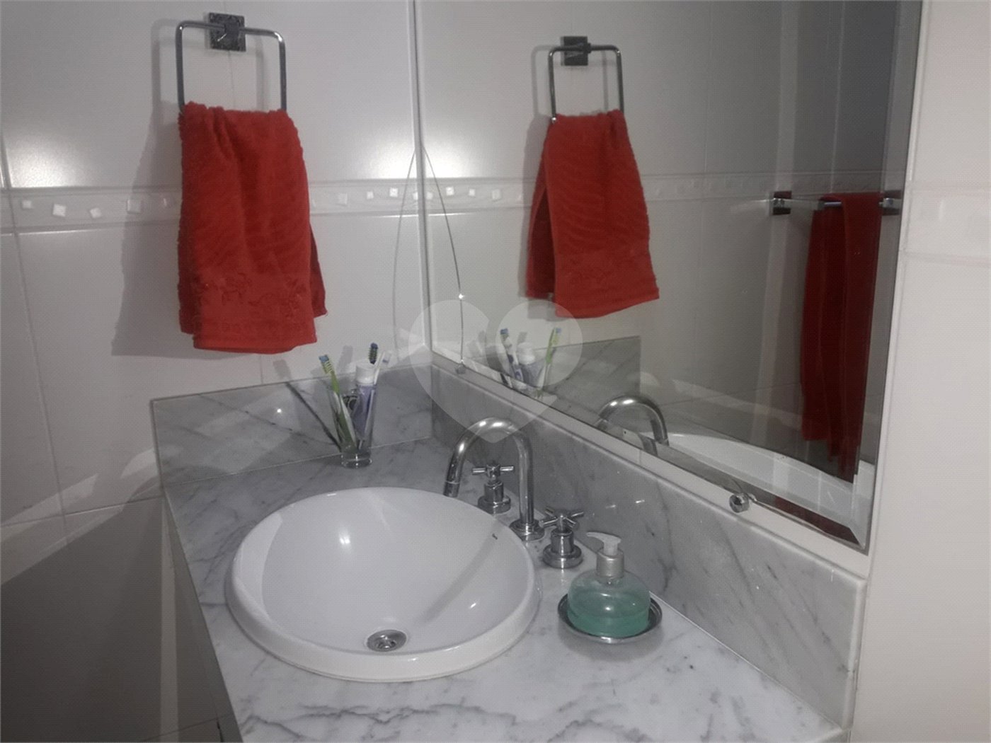 Sobrado à venda com 3 quartos, sendo 1 suíte,  em Vila Paulicéia, São Paulo, SP