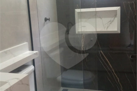Casa Térrea à venda com 3 quartos, sendo 1 suíte,  no Centro, Bom Jesus dos Perdões, SP