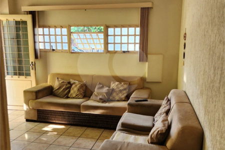 Casa à venda com 5 quartos em Jardim Ártico, Araraquara, SP
