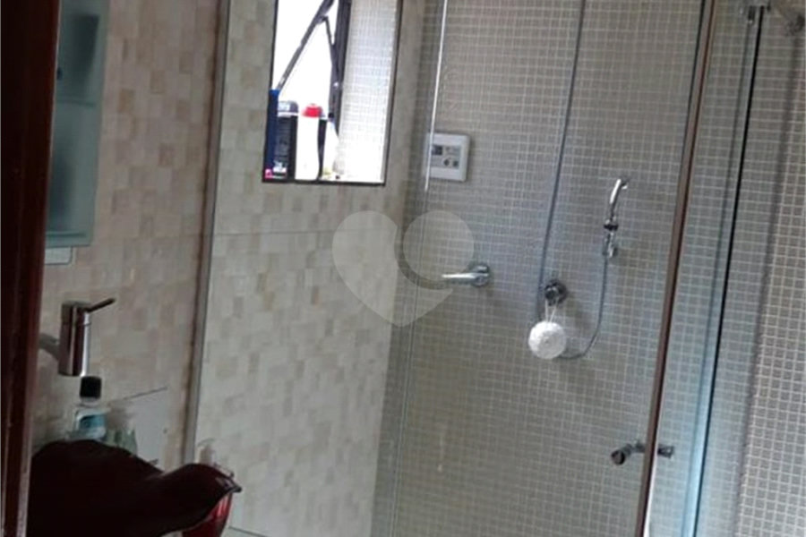 Sobrado à venda com 4 quartos, sendo 1 suíte, em Vila Guilherme, São Paulo, SP
