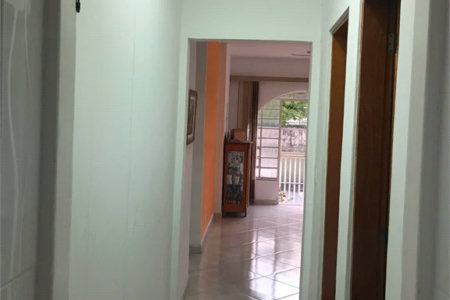 Casa à venda com 4 quartos, sendo 1 suíte, em Vila Cordeiro, São Paulo, SP