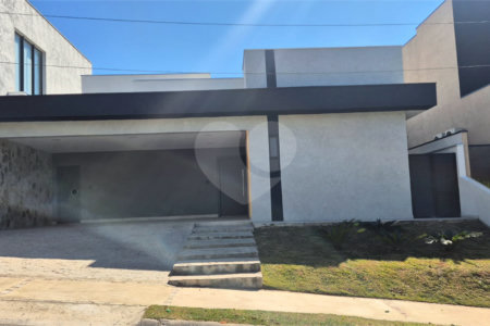 Casa à venda com 3 quartos, sendo 1 suíte,  no condomínio Cyrela Landscape, Votorantim - SP