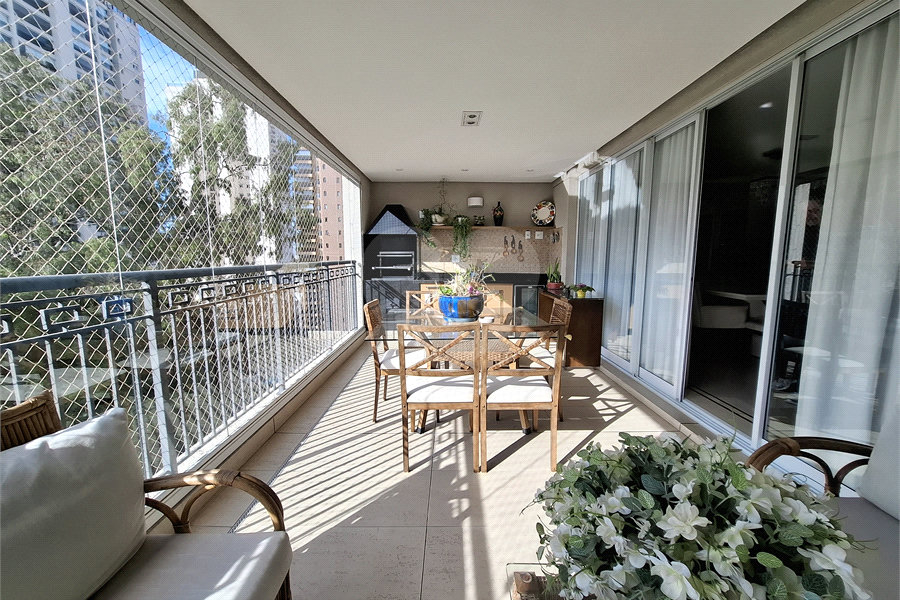 Apartamento à venda com 3 suítes em Santana, São Paulo, SP