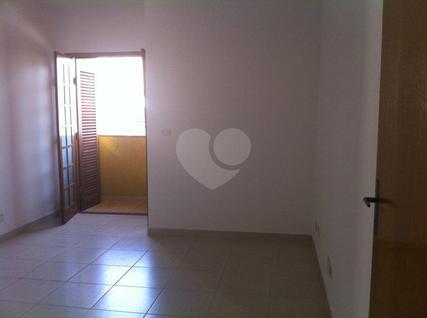 Sobrado à venda com 3 quartos, sendo 1 suíte, em Parada Inglesa, São Paulo, SP