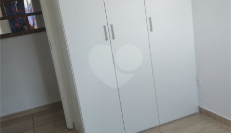 Apartamento à venda com 2 quartos em Jardim Gilda Maria, São Paulo, SP