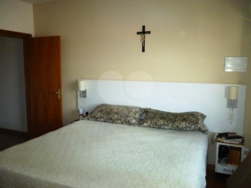 Sobrado à venda com 3 suítes em Vila Medeiros, São Paulo, SP
