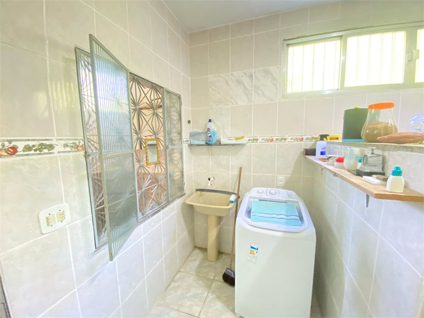 Casa à venda com 3 quartos em Campo Grande, Rio de Janeiro, RJ