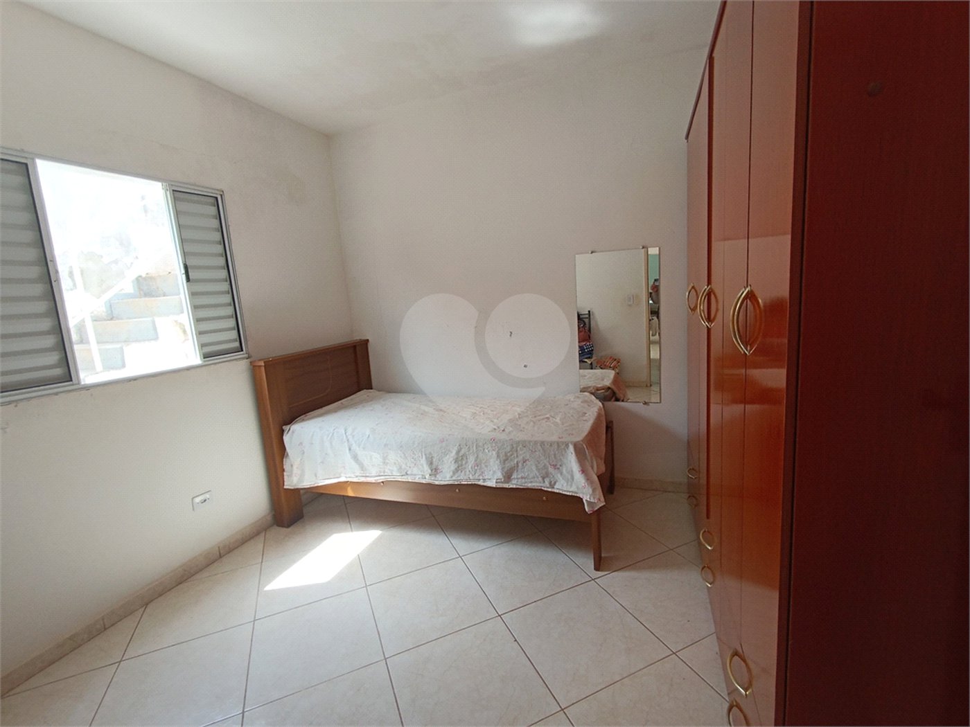 Casa à venda com 2 quartos, sendo 1 suíte, em Reneville, Mairinque, SP