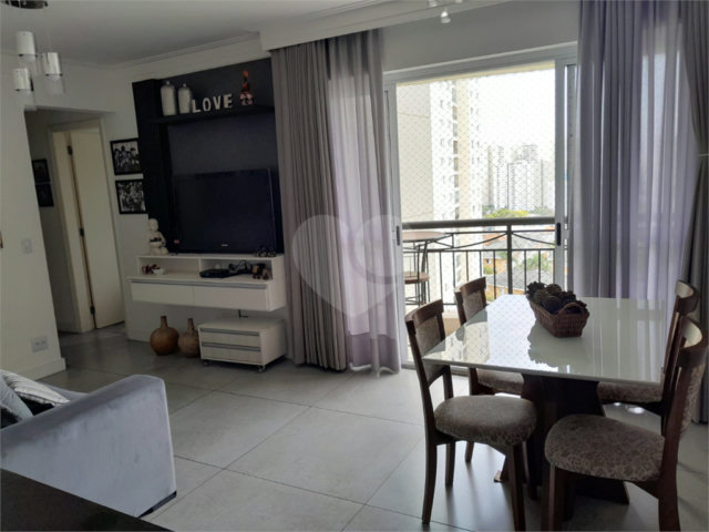 Apartamento à venda com 3 quartos, sendo 1 suíte,  em Jardim Marajoara, São Paulo, SP