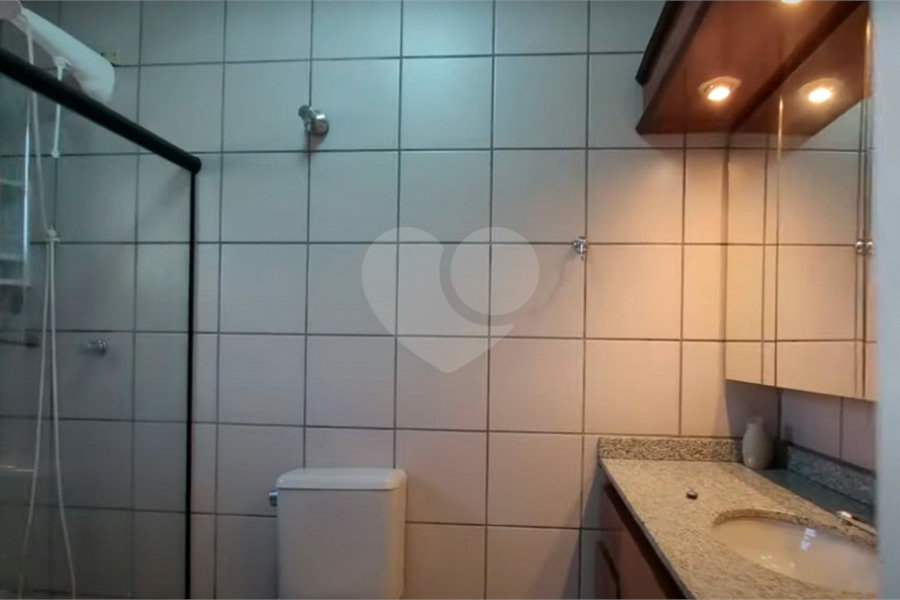 Sobrado à venda ou para alugar com 5 suítes em Tremembé, São Paulo, SP