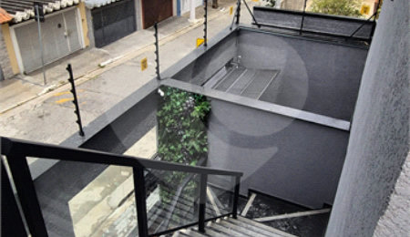 Casa à venda com 2 suítes no condomínio Danilo Iran, São Paulo - SP
