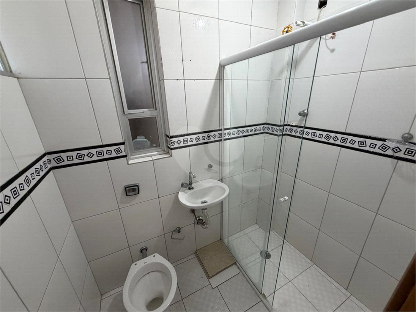 Apartamento à venda ou para alugar com 3 quartos, sendo 1 suíte,  em Jardim Paraíso, São Paulo, SP