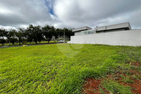Casa à venda no condomínio Portal dos Pinheiros, Itapetininga - SP