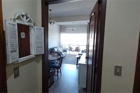 Cobertura à venda com 4 quartos, sendo 2 suítes,  em Vila Embaré, Valinhos, SP
