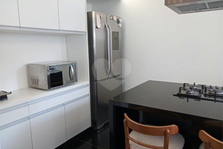 Apartamento à venda com 3 quartos, sendo 1 suíte, em Higienópolis, São Paulo, SP