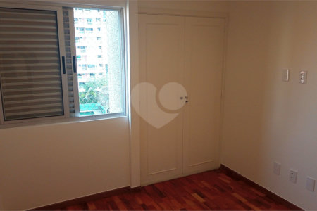 Apartamento para alugar com 3 quartos, sendo 1 suíte, em Vila Cordeiro, São Paulo, SP