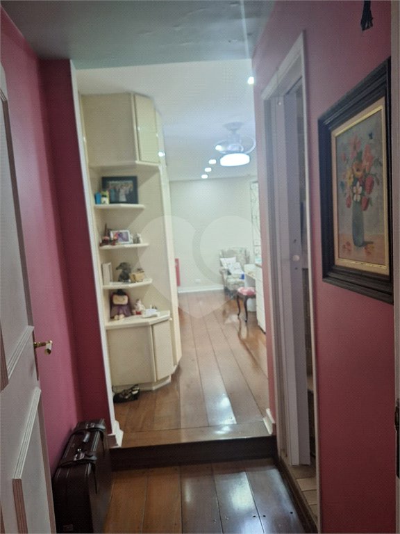 Sobrado à venda com 3 quartos, sendo 1 suíte, em Cambuci, São Paulo, SP