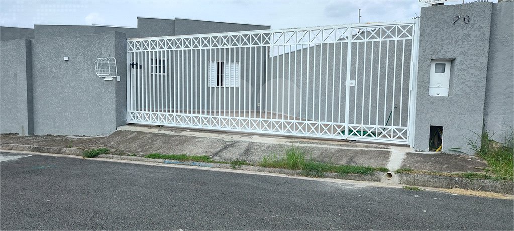 Casa Térrea à venda com 3 quartos, sendo 2 suítes, em Jardim Jaraguá, Atibaia, SP