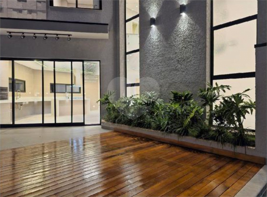 Casa à venda com 4 suítes no condomínio Villas do Jaguari, Santana de Parnaíba - SP