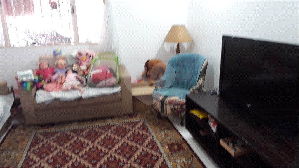 Sobrado à venda com 5 quartos, sendo 1 suíte, em Chácara Santo Antônio, São Paulo, SP
