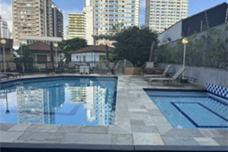 Apartamento à venda com 3 quartos, sendo 1 suíte,  em Jardim das Acácias, São Paulo, SP
