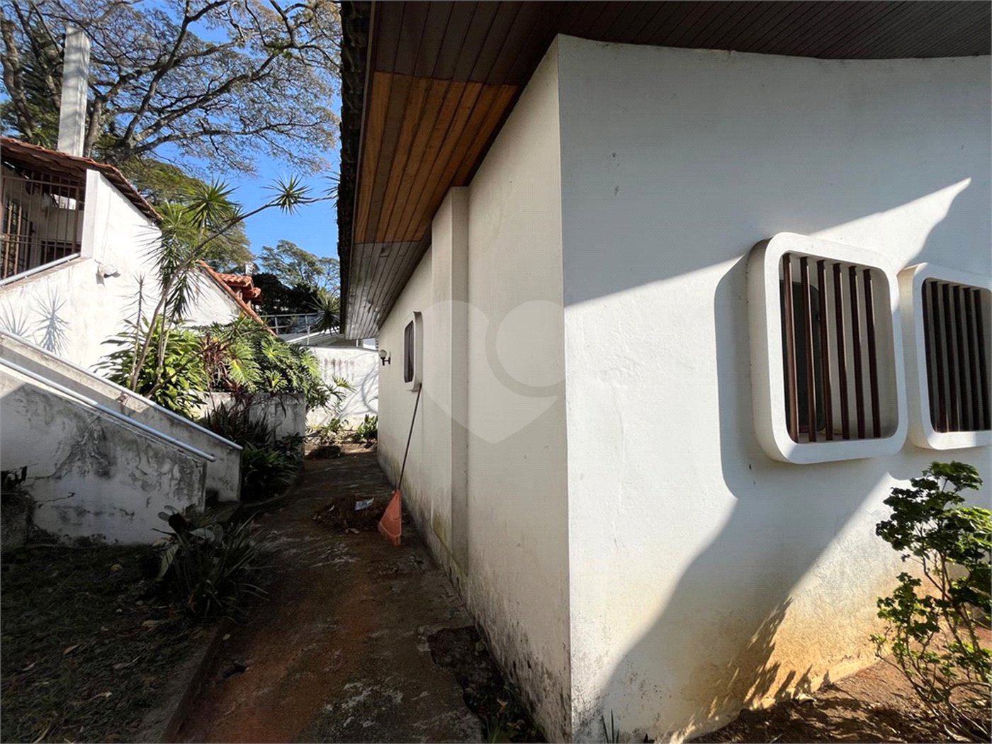 Sobrado à venda com 3 suítes em Tremembé, São Paulo, SP