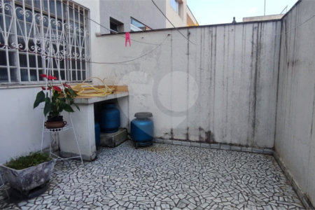 Sobrado à venda com 3 quartos em Vila Paulicéia, São Paulo, SP
