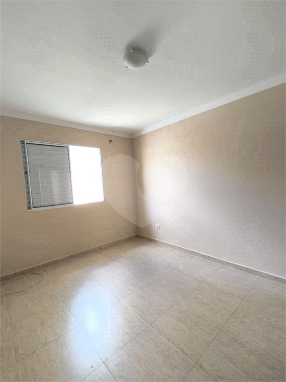 Sobrado à venda com 3 quartos, sendo 1 suíte, em Chora Menino, São Paulo, SP