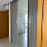 Apartamento à venda com 3 quartos, sendo 1 suíte, em Jardim Estoril, São José dos Campos, SP