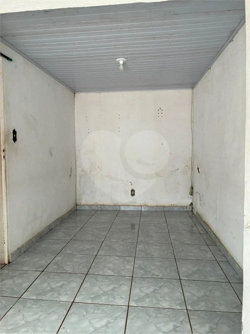 Casa Ampla e Versátil na Vila Marcelino — Excelente Espaço e Pronta para Ocupação Imediata!