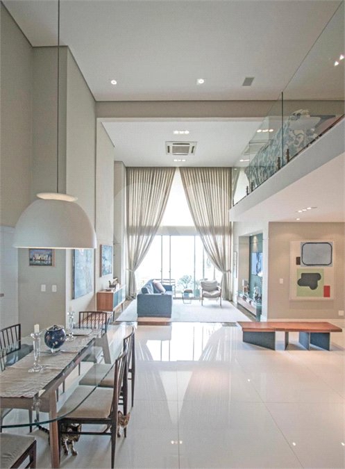 Apartamento à venda ou para alugar com 4 quartos, sendo 3 suítes, em Cidade Monções, São Paulo, SP