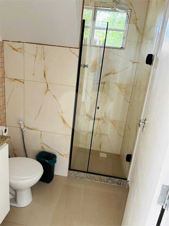 Casa à venda com 4 quartos, sendo 3 suítes, no condomínio Morada da Serra Residencial, Rio de Janeiro - RJ