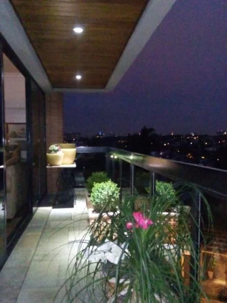 Apartamento à venda com 4 suítes em Jardim Leonor, São Paulo, SP