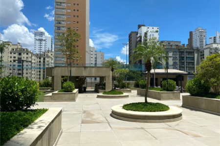 Apartamento à venda com 4 quartos, sendo 3 suítes,  em Vila Morumbi, São Paulo, SP
