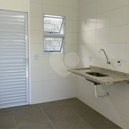 Casa à venda com 3 quartos, sendo 1 suíte,  no condomínio Residencial Vila Amarone, Sorocaba - SP